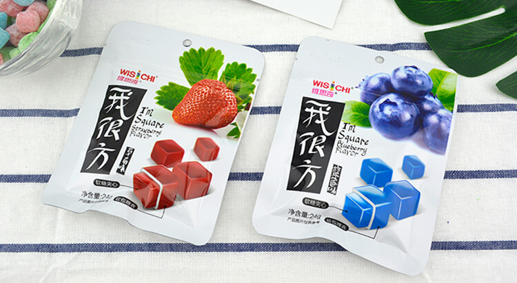 Mini cube chewy gummy candy with sugar coating! Colorful and delicious! Convenient small zipper aluminum bag.2